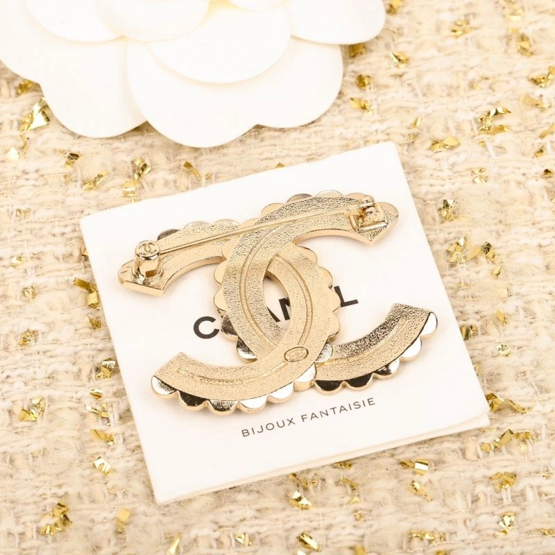 Functional Chanel Brooches 228260