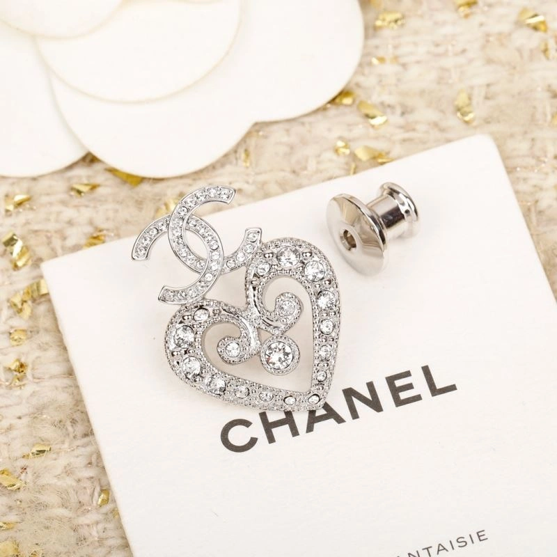 GoodFit Chanel Brooches 228259