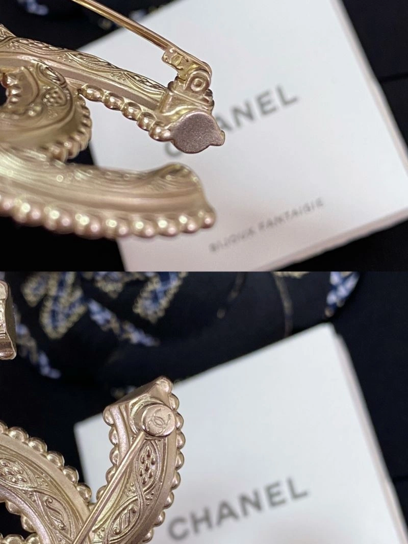Chanel Brooches UrbanChic 228210