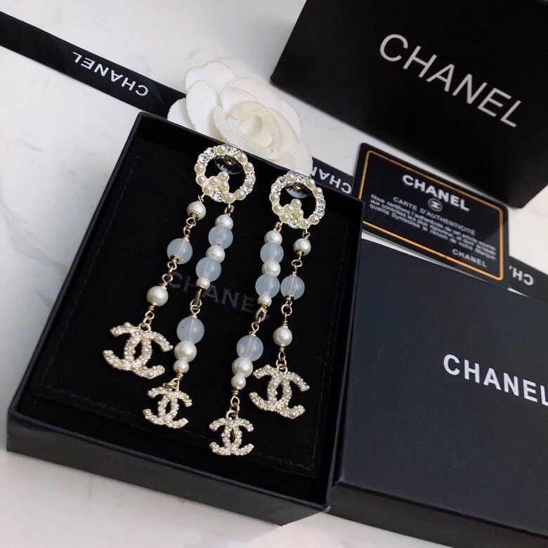 GoodFit Chanel Brooches 228203