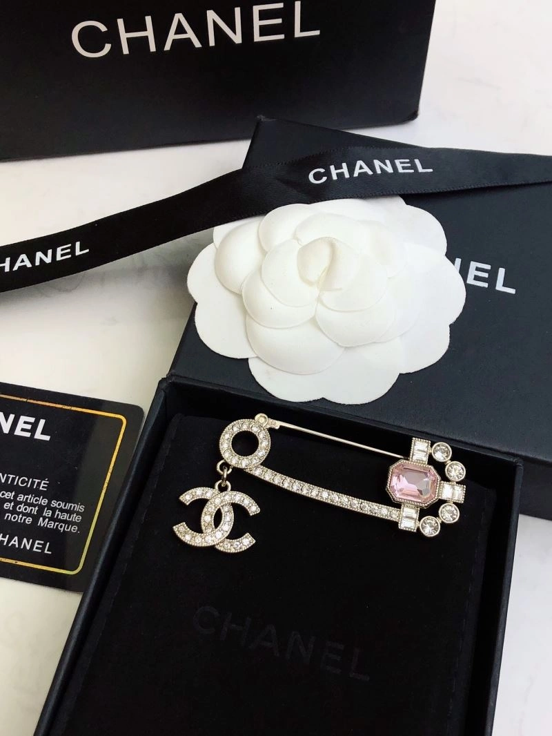 Chanel Brooches UrbanStyle 228205