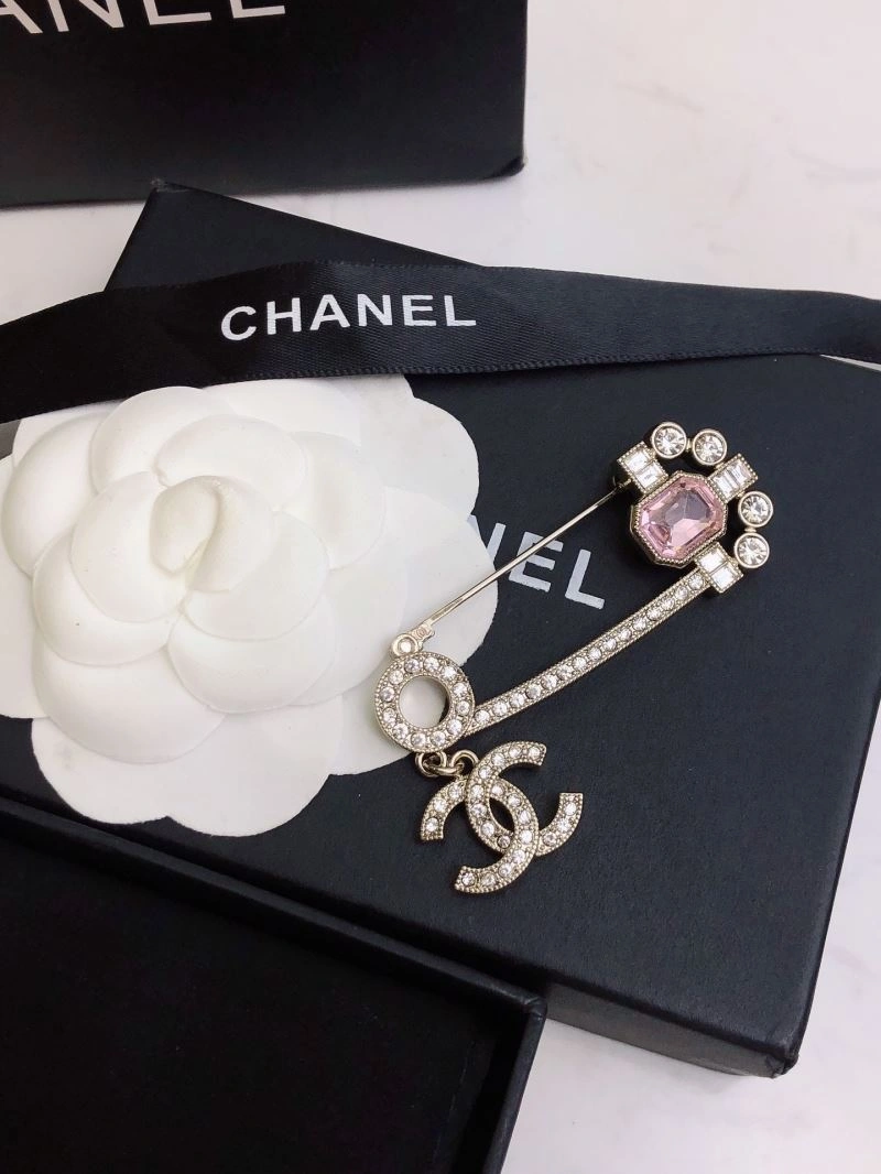 Chanel Brooches UrbanStyle 228205