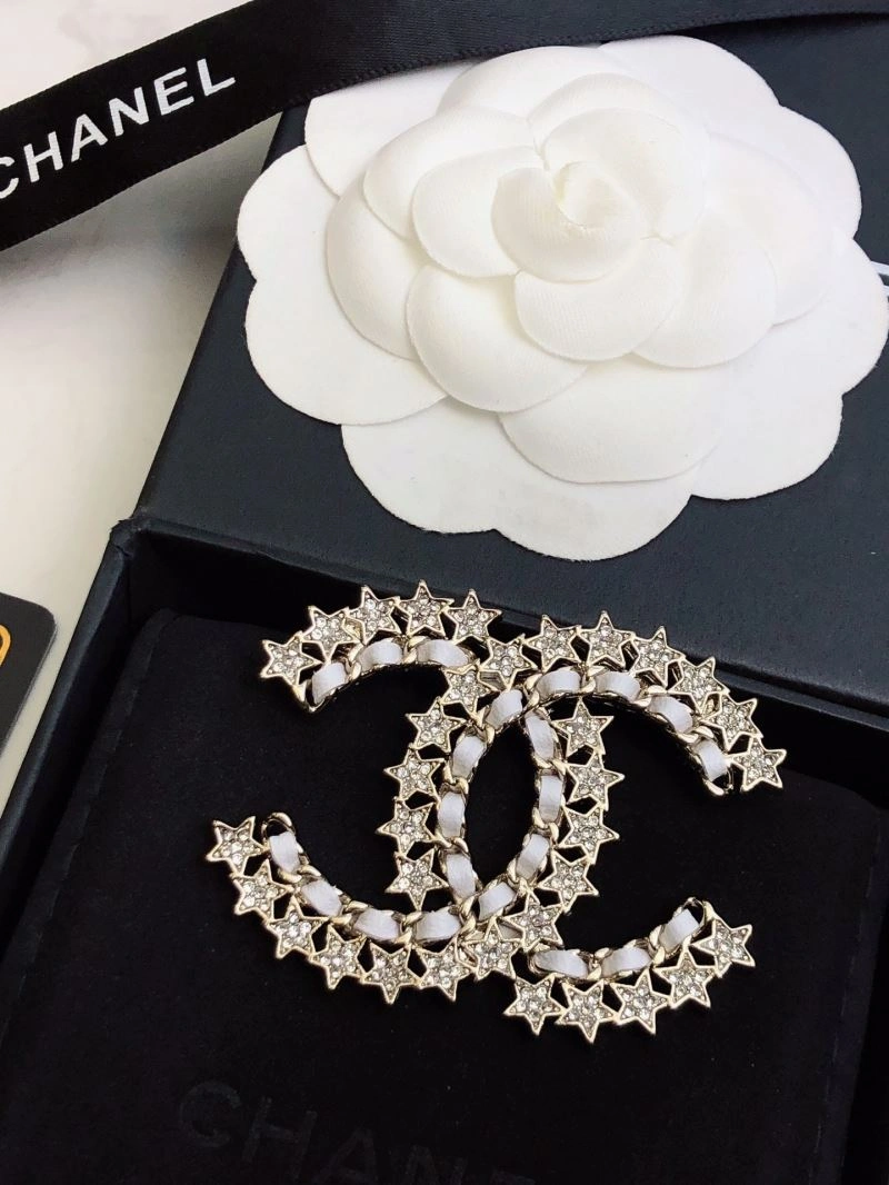 Classic Chanel Brooches 228207