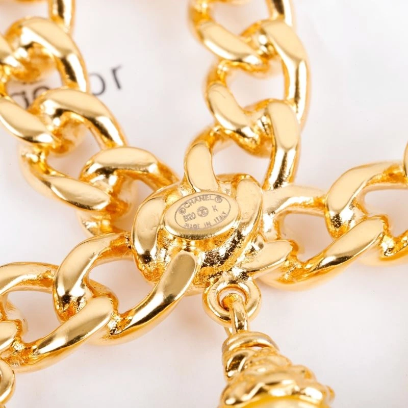 GoodFit Chanel Brooches 228189