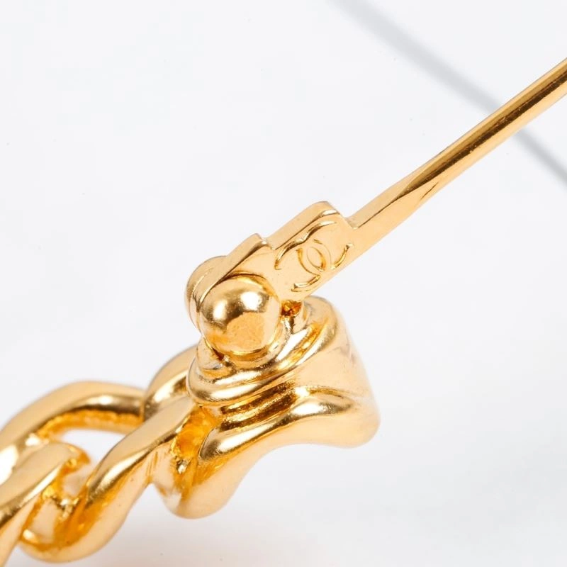 GoodFit Chanel Brooches 228189
