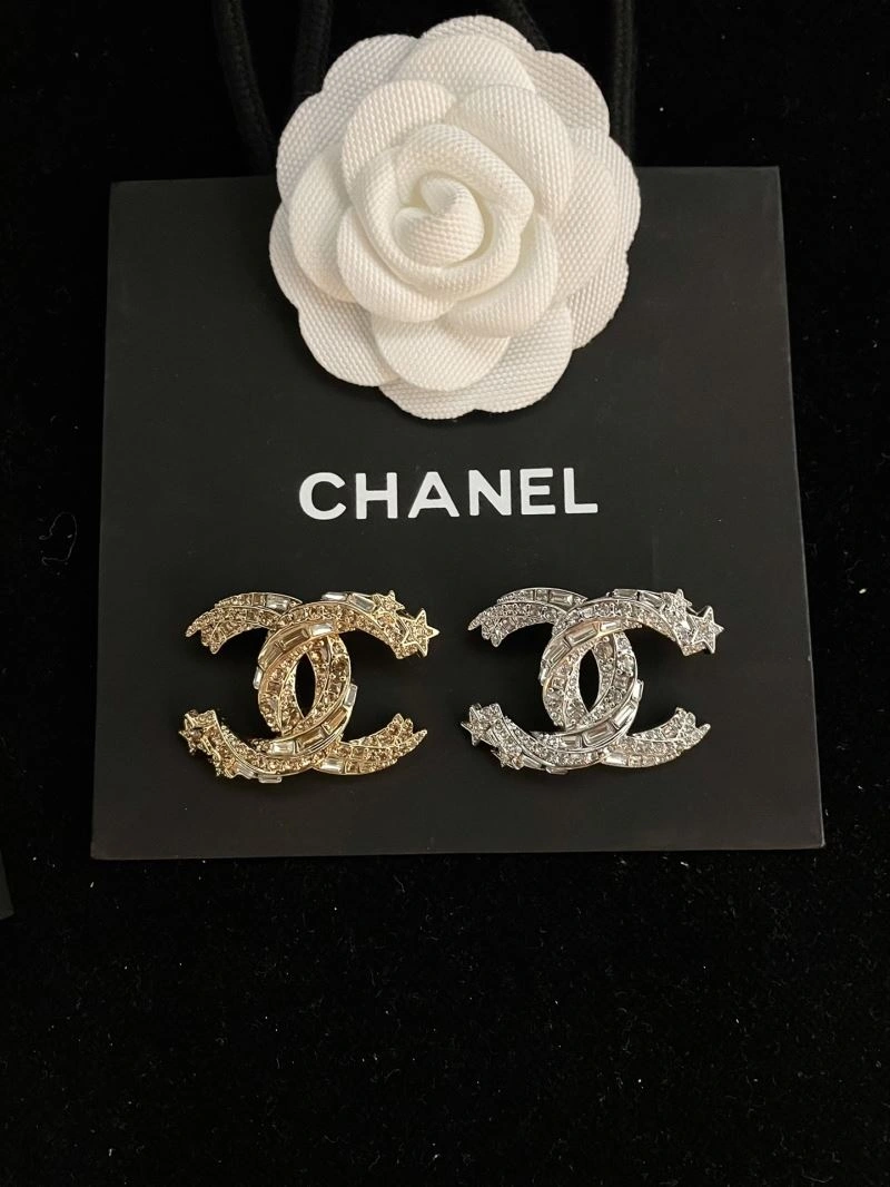 WeatherProof Chanel Brooches 228198