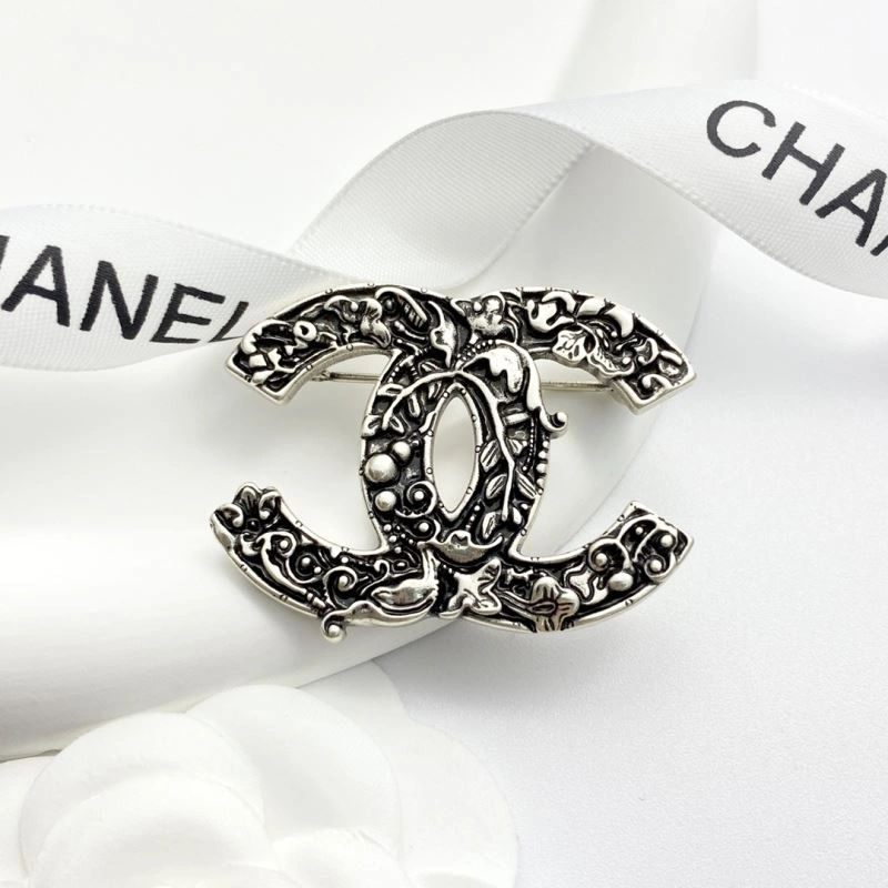Chanel Brooches Cozy 228196