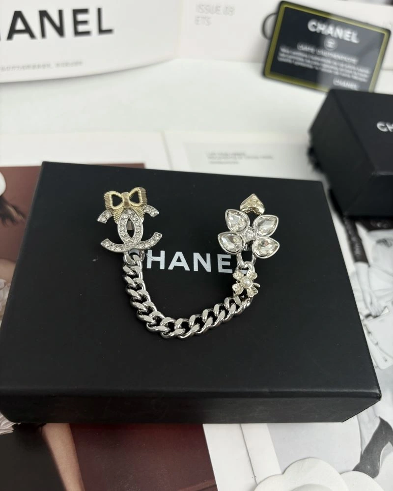Chanel Brooches Tailored 228184