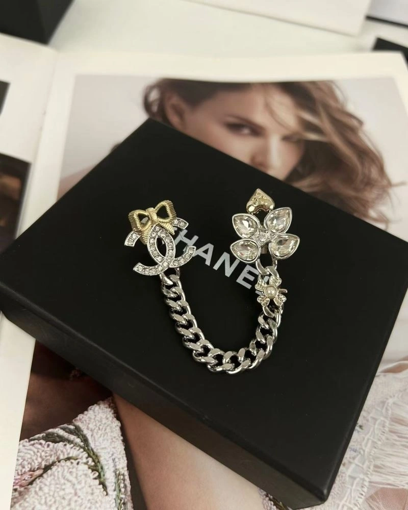 Chanel Brooches Tailored 228184