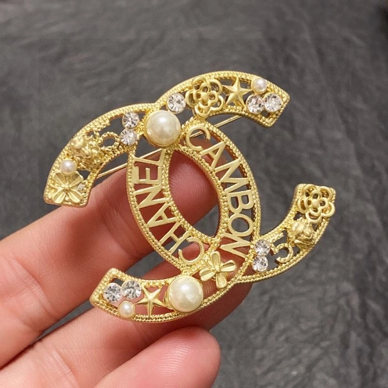 Colorful Chanel Brooches 228181