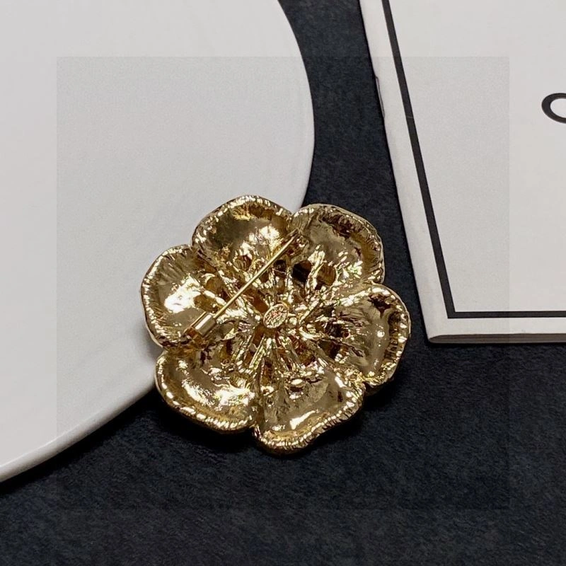 Seasonal Chanel Brooches 228177