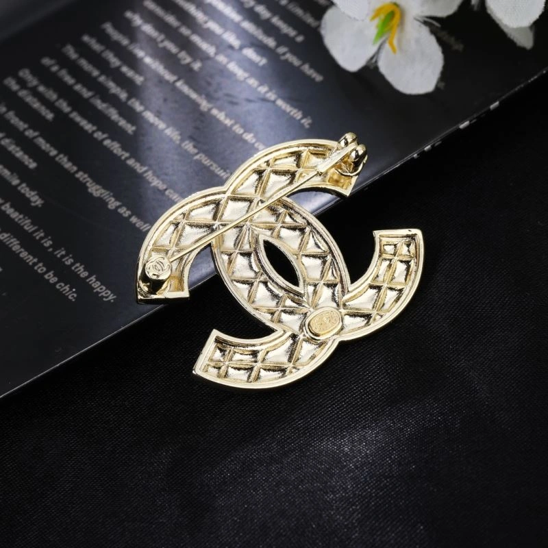 Chanel Brooches UrbanChic 228194