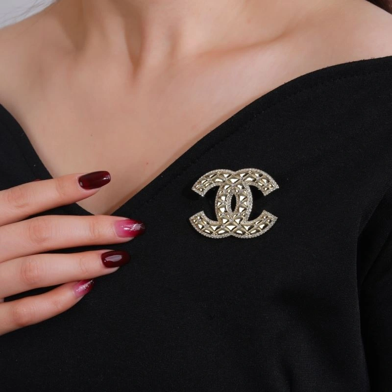 Chanel Brooches UrbanChic 228194