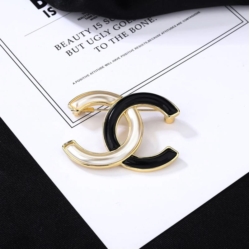 Chic Chanel Brooches 228188