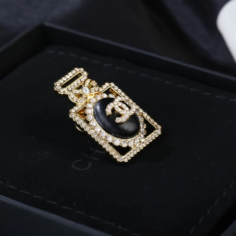 Chanel Brooches MultiPurpose 228190