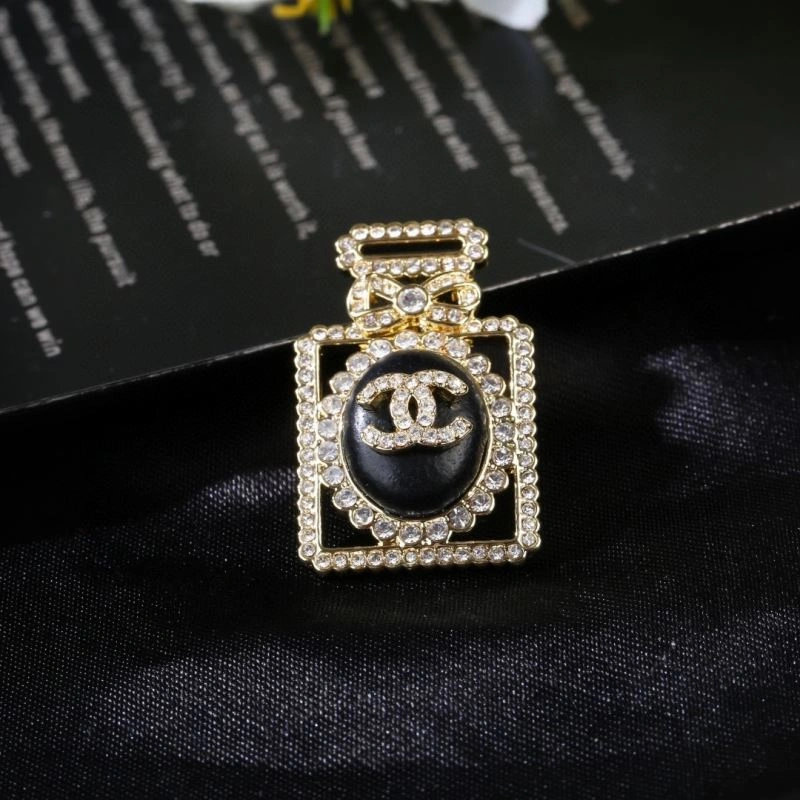 Chanel Brooches MultiPurpose 228190