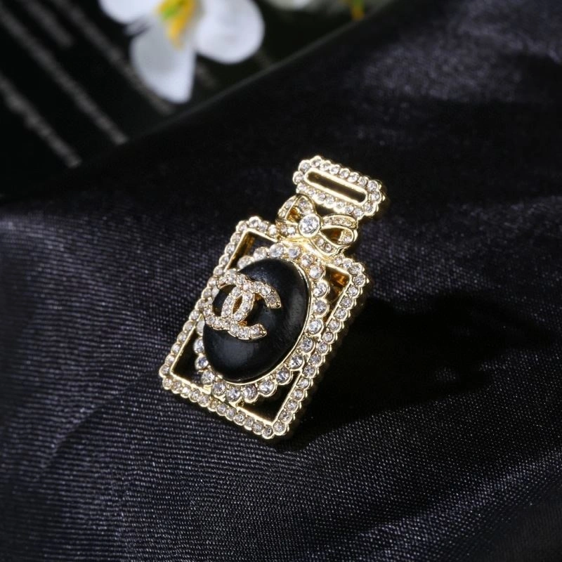 Chanel Brooches MultiPurpose 228190
