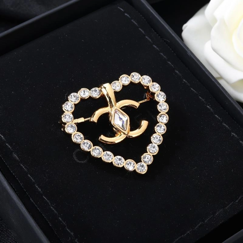 Vibrant Chanel Brooches 228180