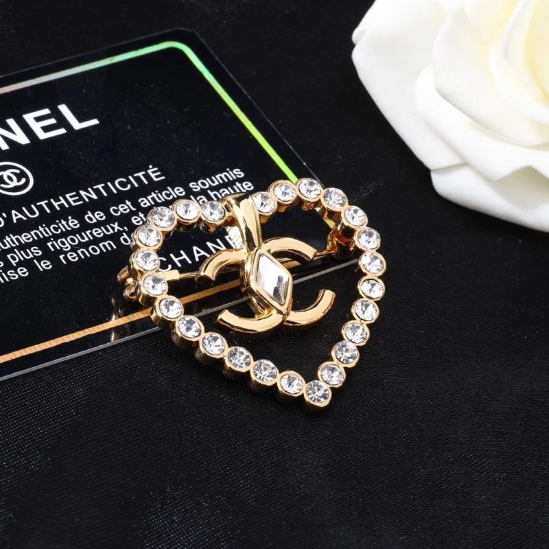 Vibrant Chanel Brooches 228180