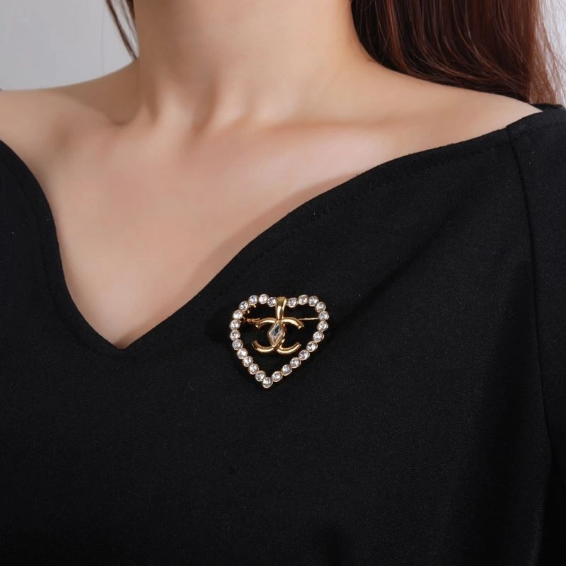 Vibrant Chanel Brooches 228180