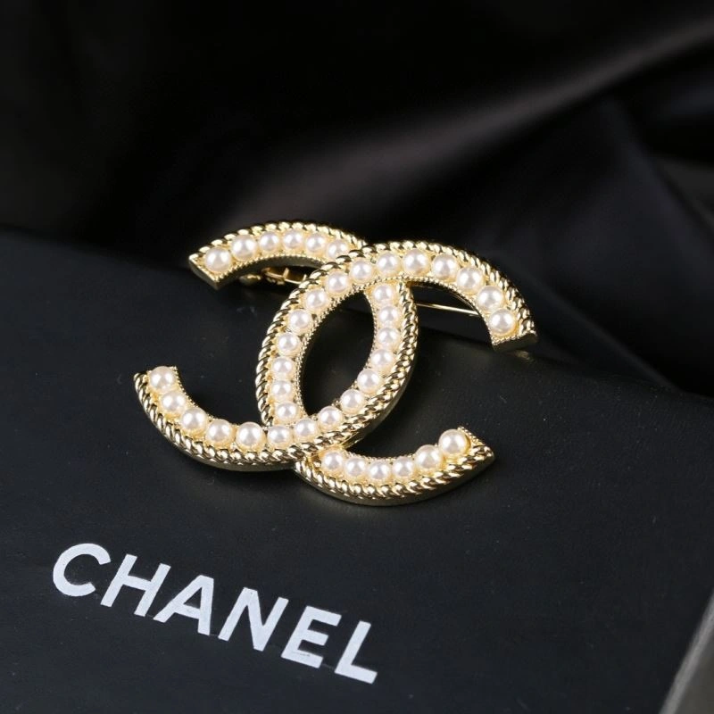 Chanel Brooches Stylish 228197