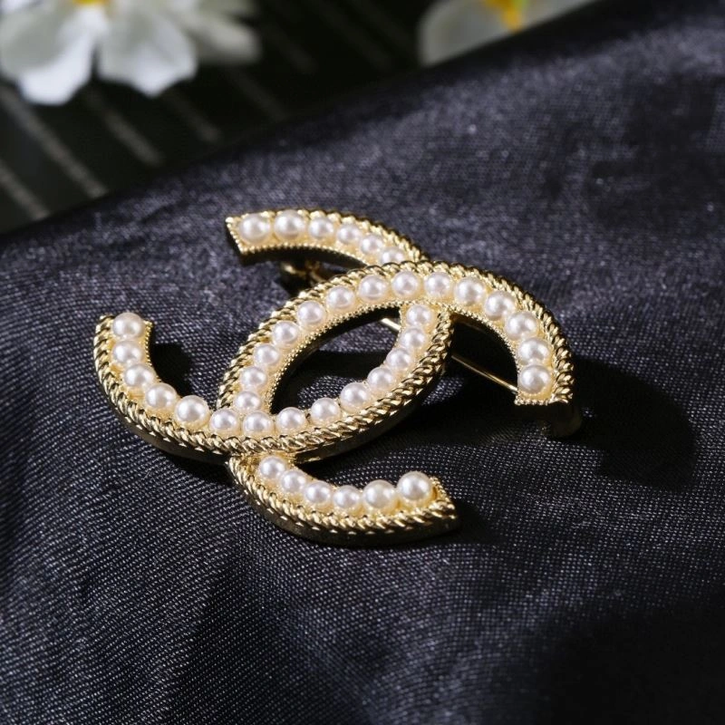 Chanel Brooches Stylish 228197