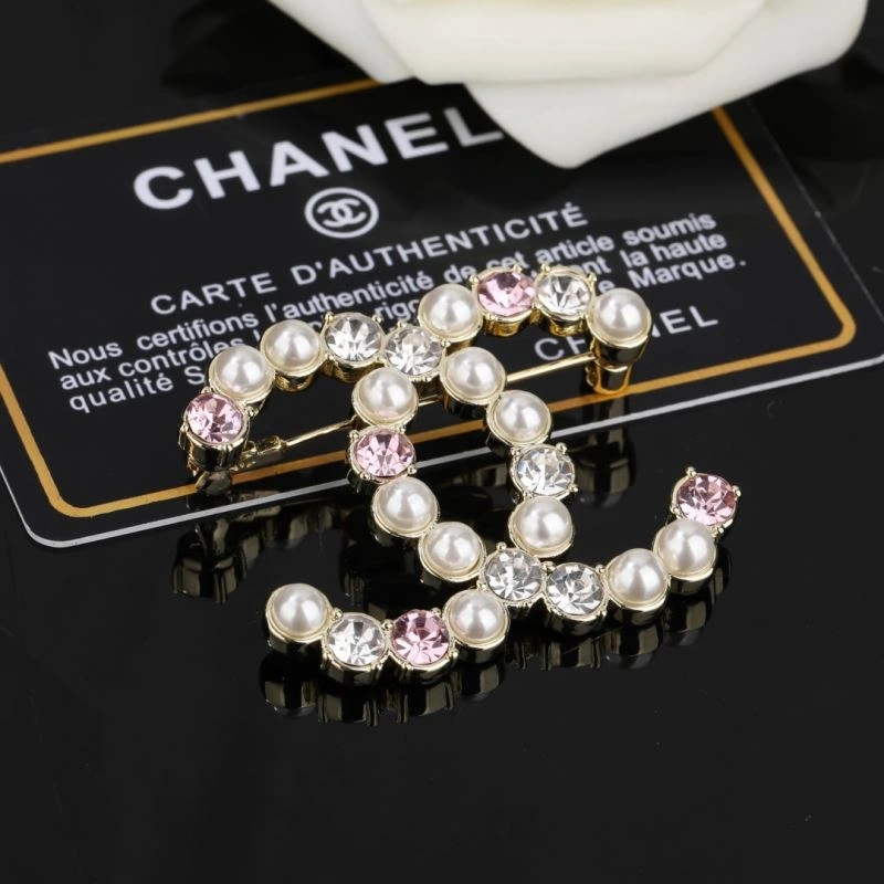 SoftTouch Chanel Brooches 228178