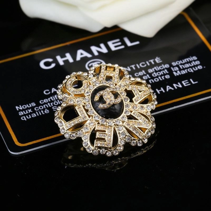 QuickDry Chanel Brooches 228225