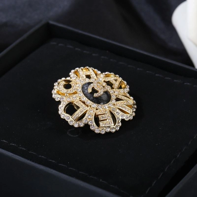 QuickDry Chanel Brooches 228225