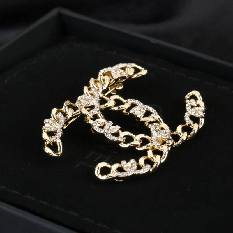 ModernLook Chanel Brooches 228173