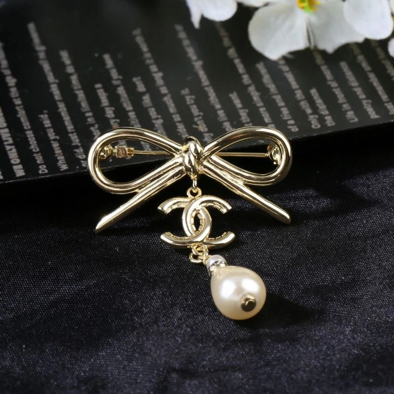 Chanel Brooches RelaxedFit 228199