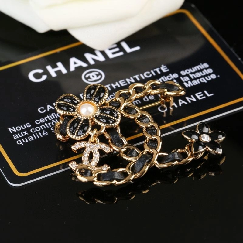 Efficient Chanel Brooches 228169