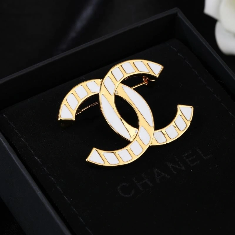 Functional Chanel Brooches 228166