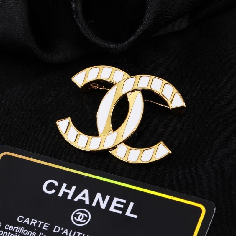 Functional Chanel Brooches 228166