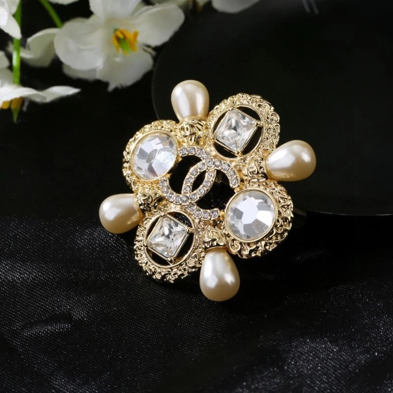 Chanel Brooches Efficient 228144