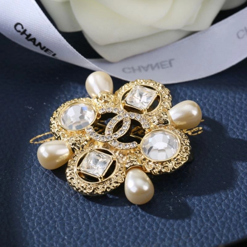 Chanel Brooches Efficient 228144