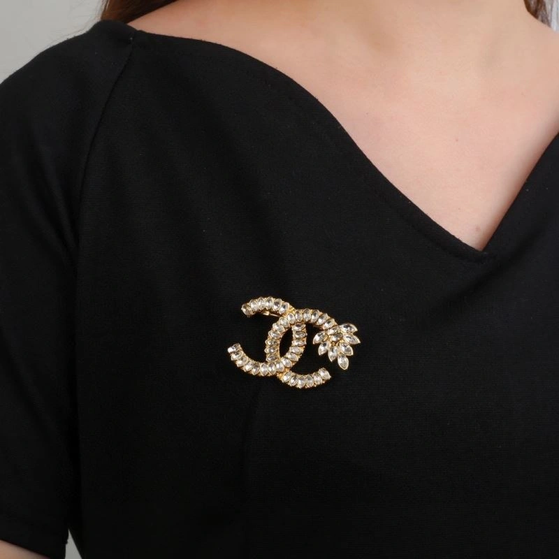 Chanel Brooches Refined 228146