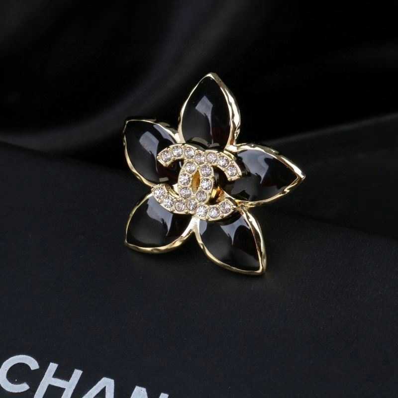 Chanel Brooches Attractive 228153