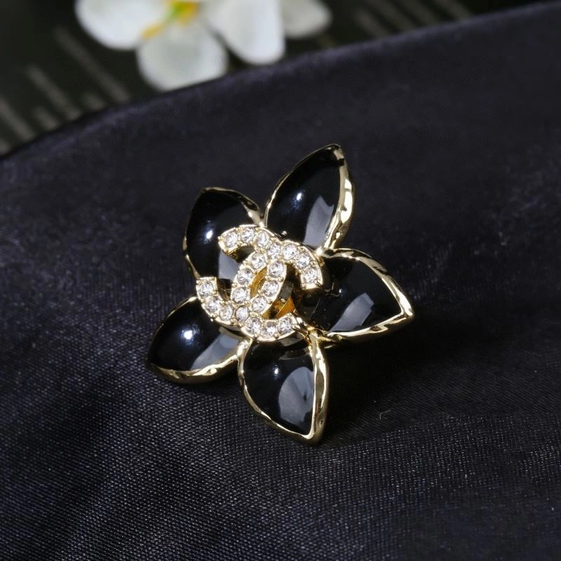 Chanel Brooches Attractive 228153