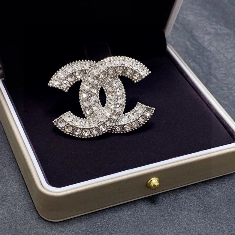 Chanel Brooches SportInspired 228155