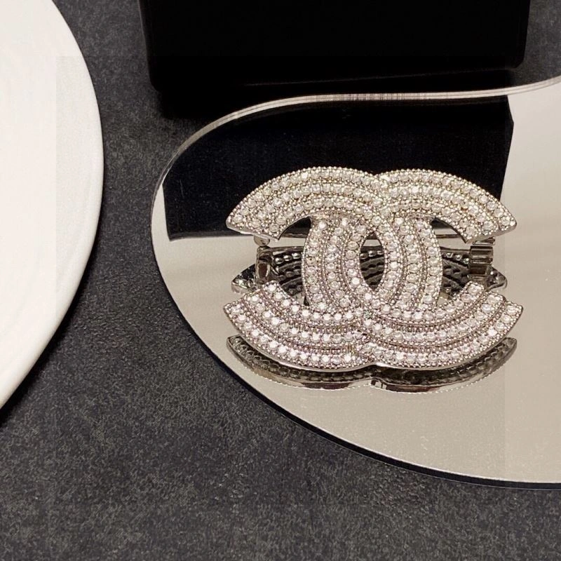 SmartChoice Chanel Brooches 228158
