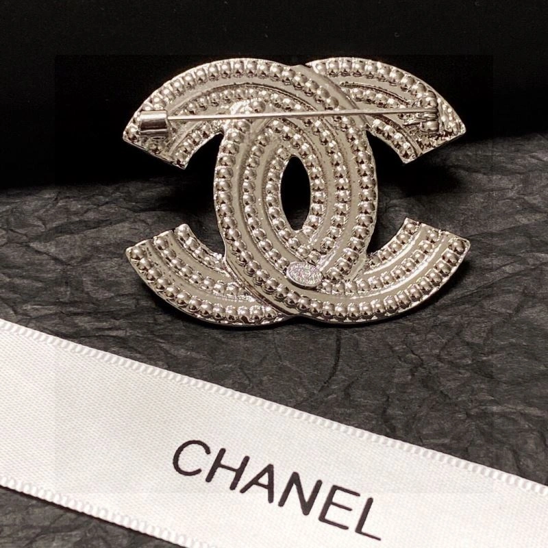 SmartChoice Chanel Brooches 228158