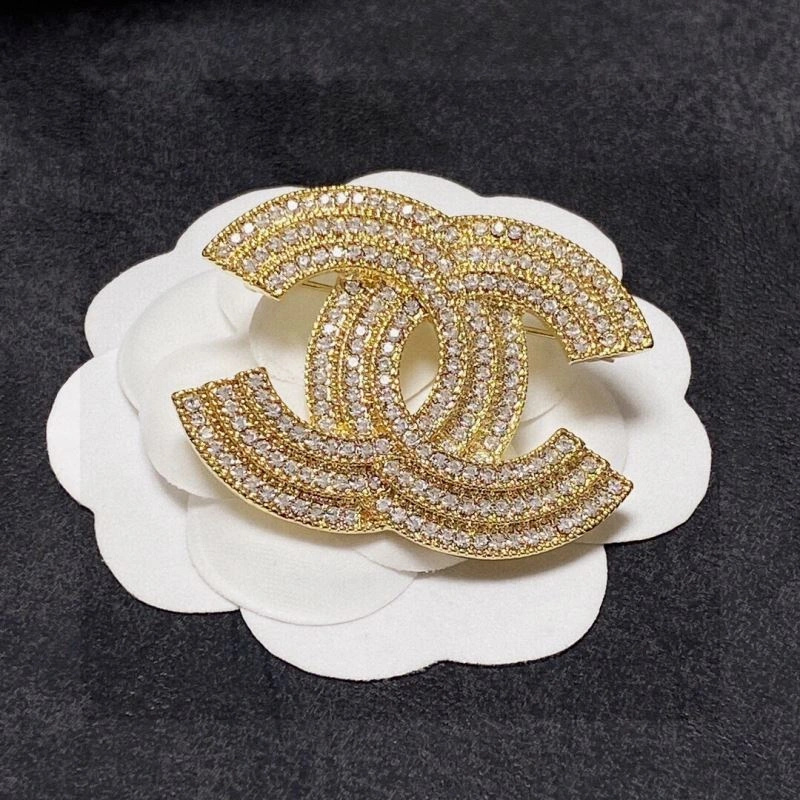 Classic Chanel Brooches 228148