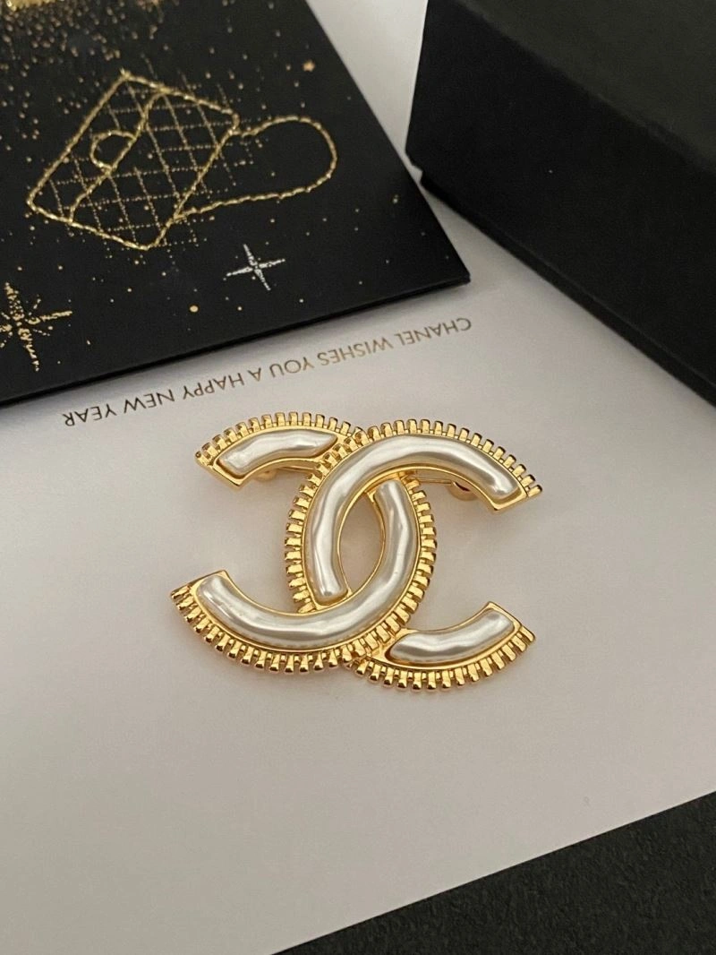 Chanel Brooches Lightweight 228143