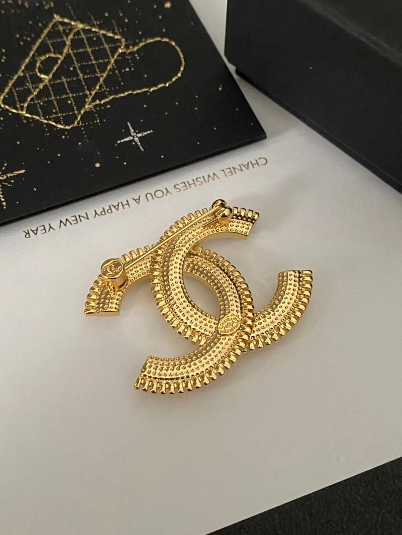 Chanel Brooches Lightweight 228143