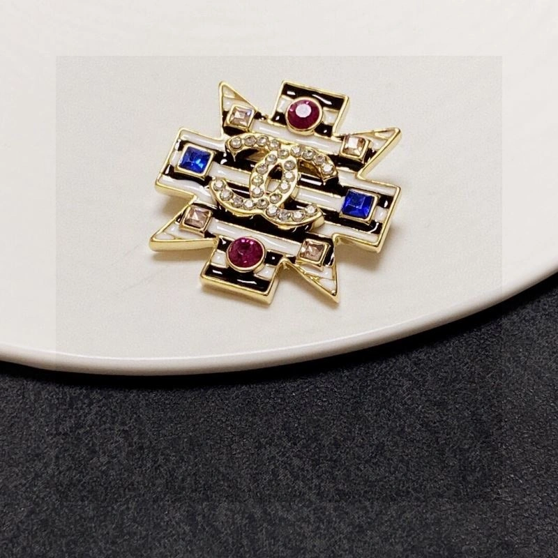 Chanel Brooches Elegant 228138
