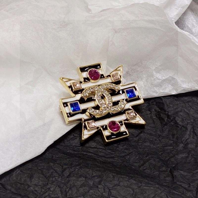 Chanel Brooches Elegant 228138