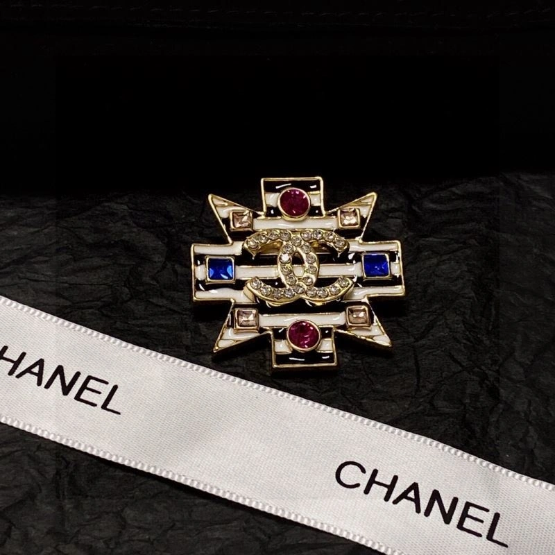 Chanel Brooches Elegant 228138