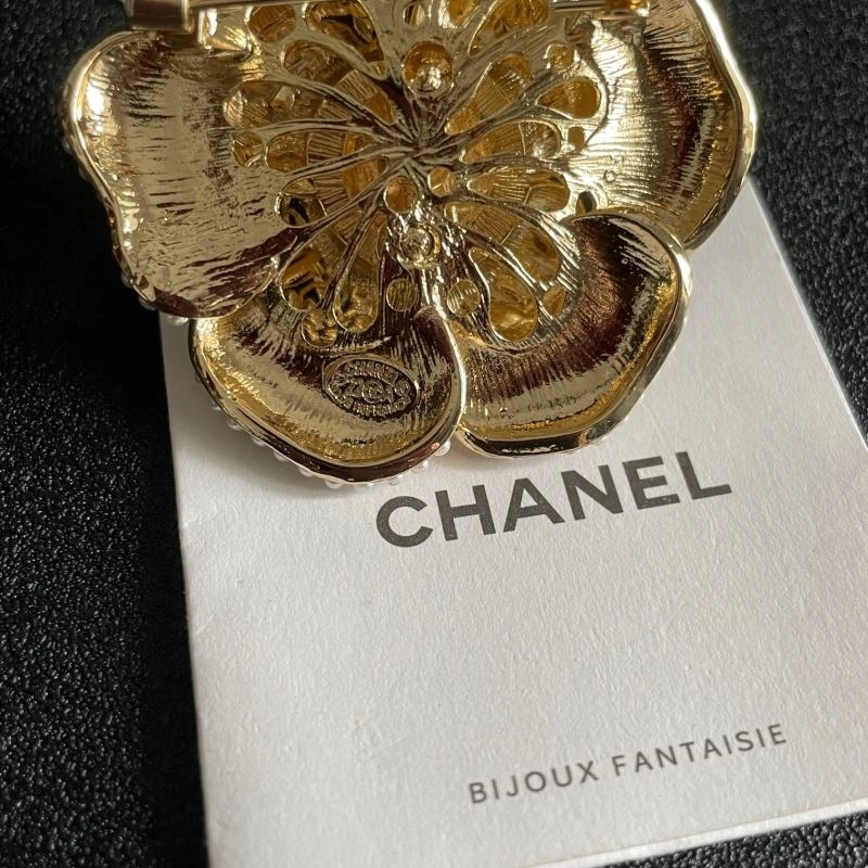 Chanel Brooches MoistureWicking 228204