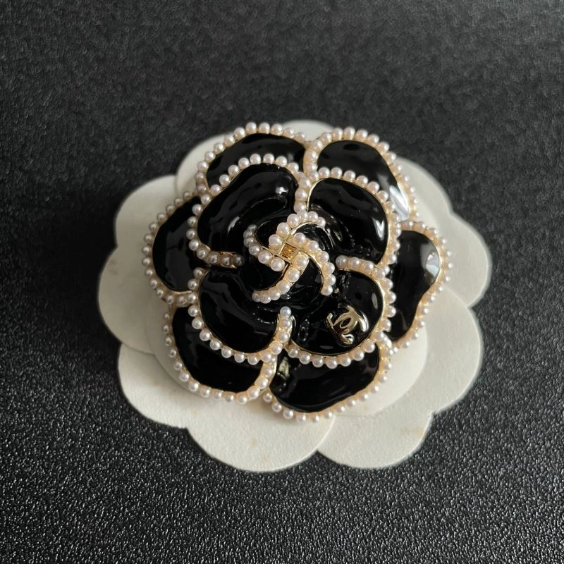 Chanel Brooches MoistureWicking 228204